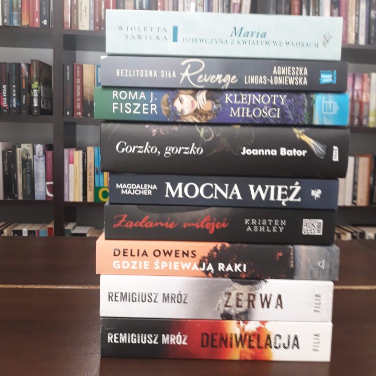 20241114_biblioteka_adamow_nowosci1.jpeg